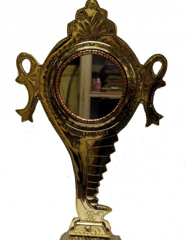 Mysterious Metal Mirror ''Aranmula Kannadi'' 3-inch - Image 2