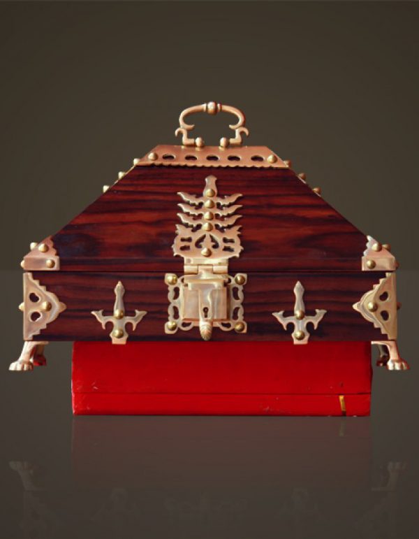 Traditional ''Nettoor Petti'' Jewel Box - 10-in X 6-in X 6-in